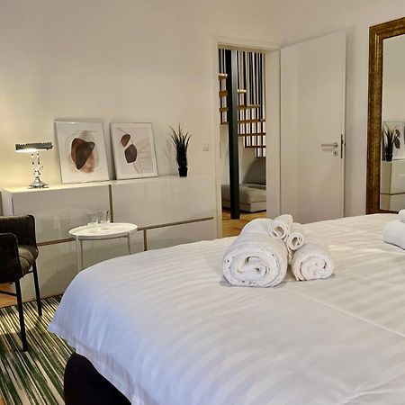 Voh Super Exklusives Loft, Zentral, Smart-Tv, Parkplatz Appartement Vohenstrauss Buitenkant foto