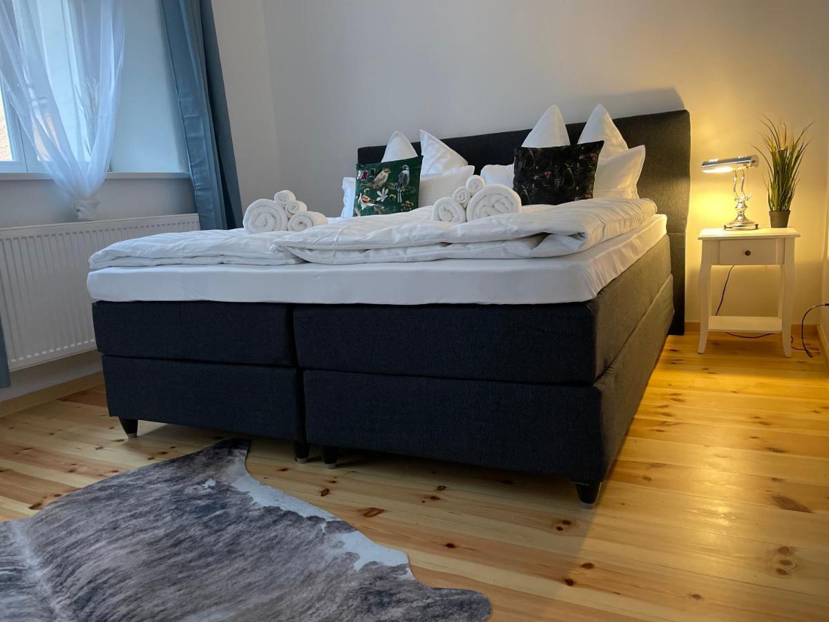 Voh Super Exklusives Loft, Zentral, Smart-Tv, Parkplatz Appartement Vohenstrauss Buitenkant foto