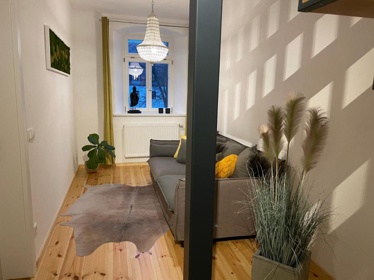Voh Super Exklusives Loft, Zentral, Smart-Tv, Parkplatz Appartement Vohenstrauss Buitenkant foto