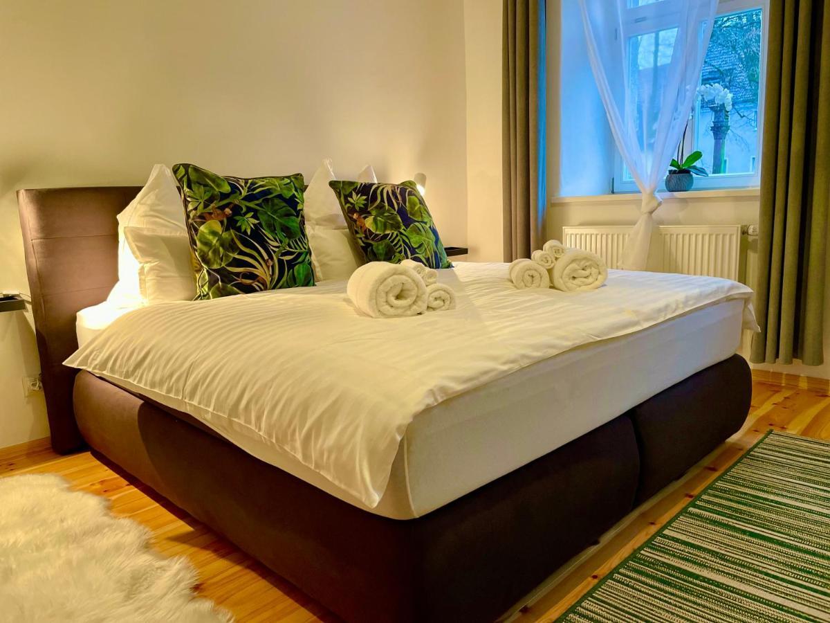 Voh Super Exklusives Loft, Zentral, Smart-Tv, Parkplatz Appartement Vohenstrauss Buitenkant foto