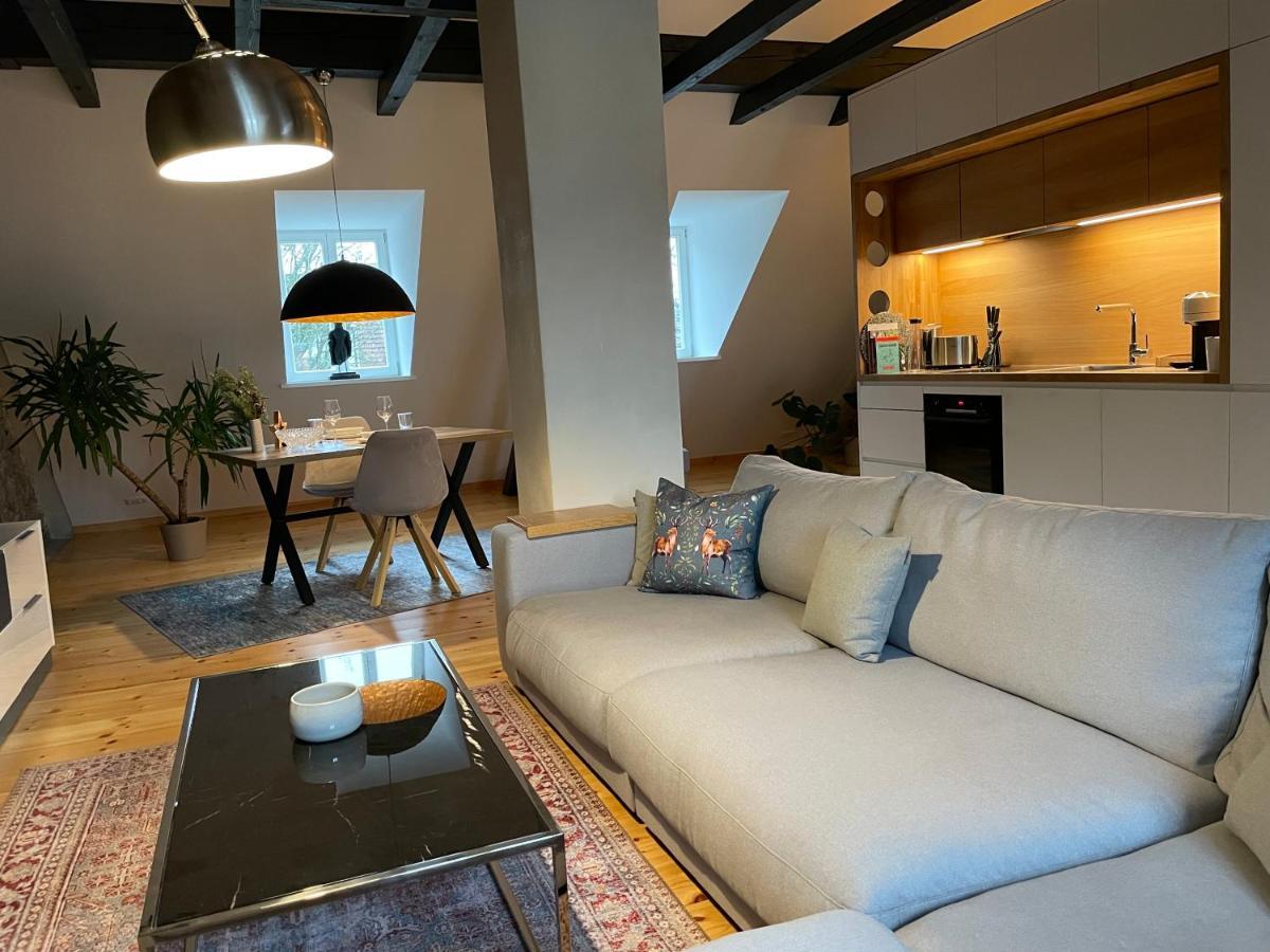 Voh Super Exklusives Loft, Zentral, Smart-Tv, Parkplatz Appartement Vohenstrauss Buitenkant foto