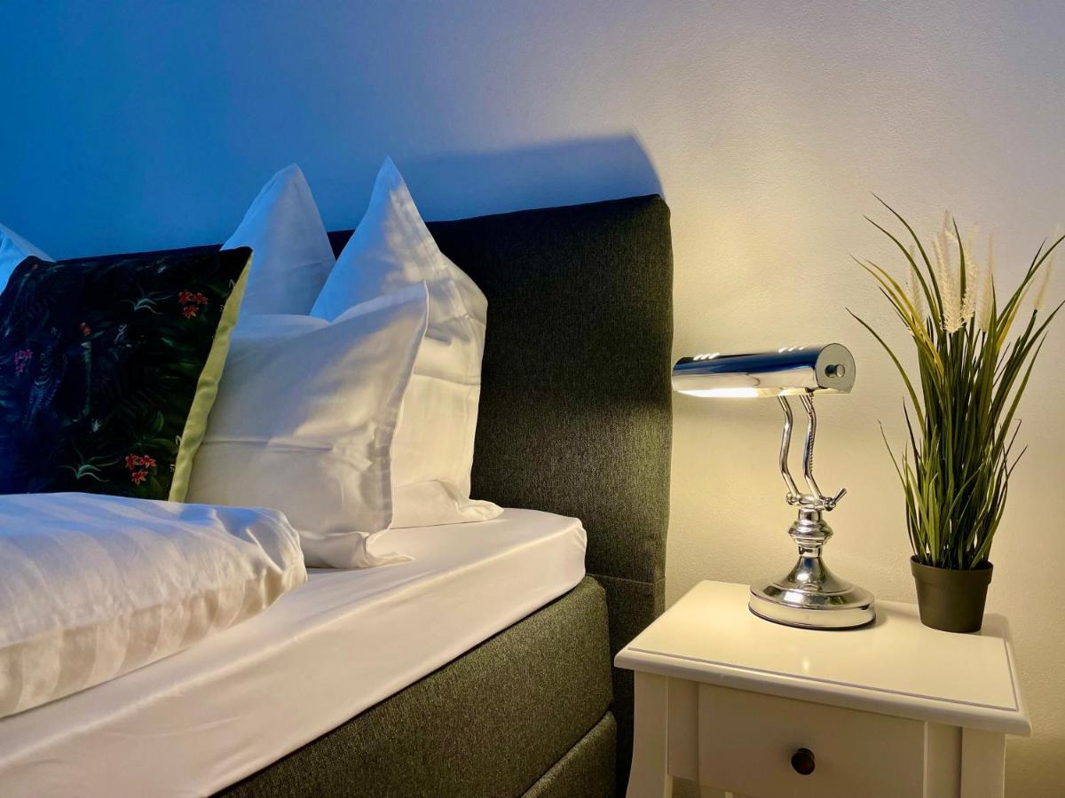 Voh Super Exklusives Loft, Zentral, Smart-Tv, Parkplatz Appartement Vohenstrauss Buitenkant foto